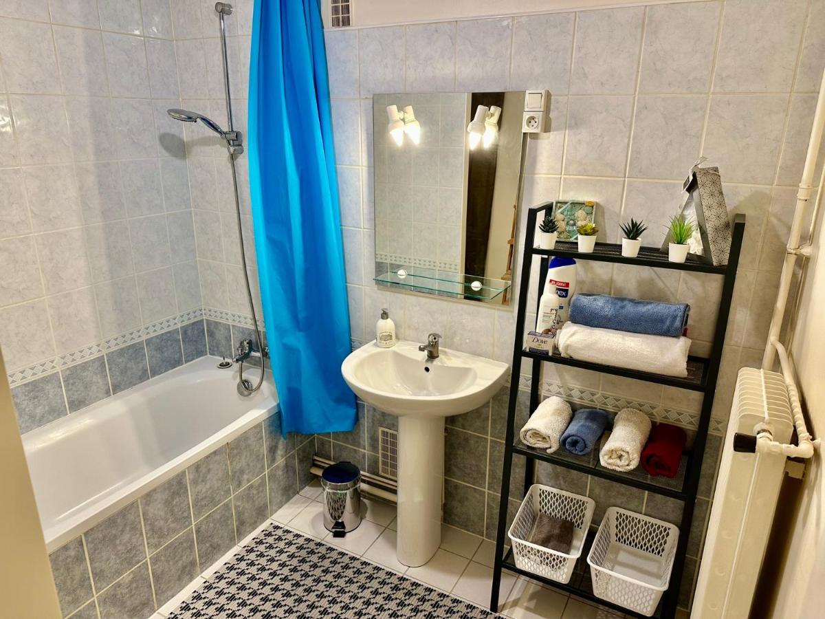 La C@Sa: Appartement Lumineux De 4Pieces / 3Ch/ Balcon/ Parking Bagnolet Εξωτερικό φωτογραφία