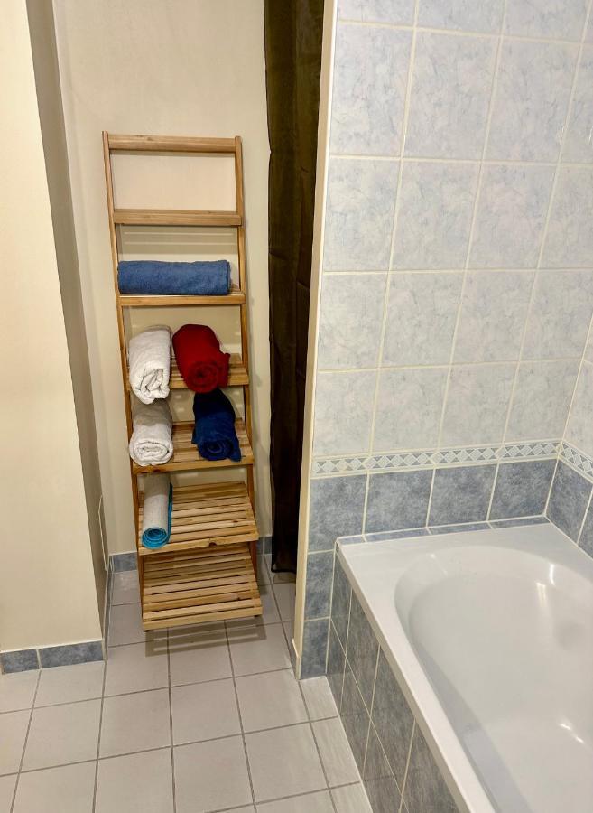 La C@Sa: Appartement Lumineux De 4Pieces / 3Ch/ Balcon/ Parking Bagnolet Εξωτερικό φωτογραφία