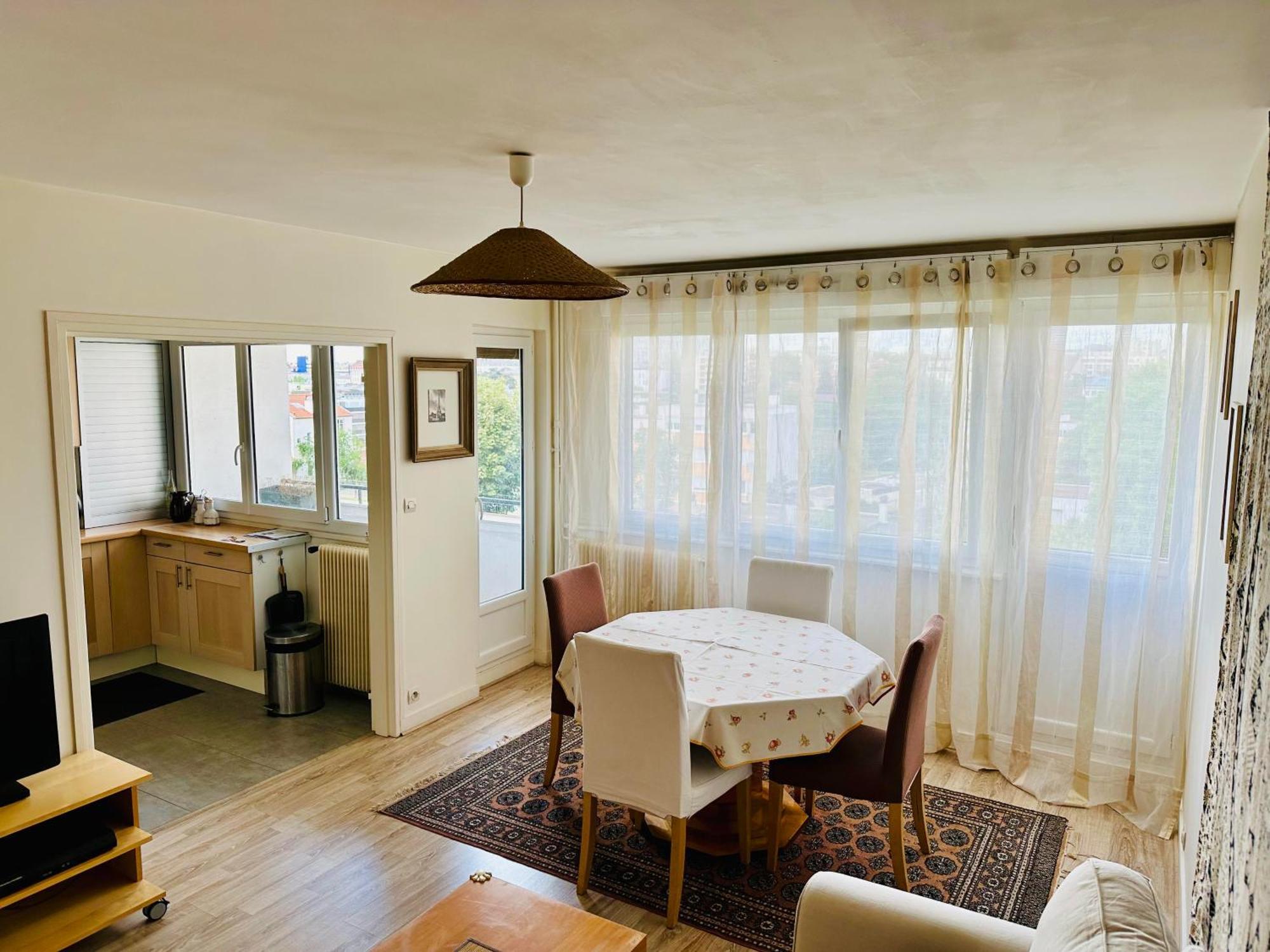 La C@Sa: Appartement Lumineux De 4Pieces / 3Ch/ Balcon/ Parking Bagnolet Εξωτερικό φωτογραφία